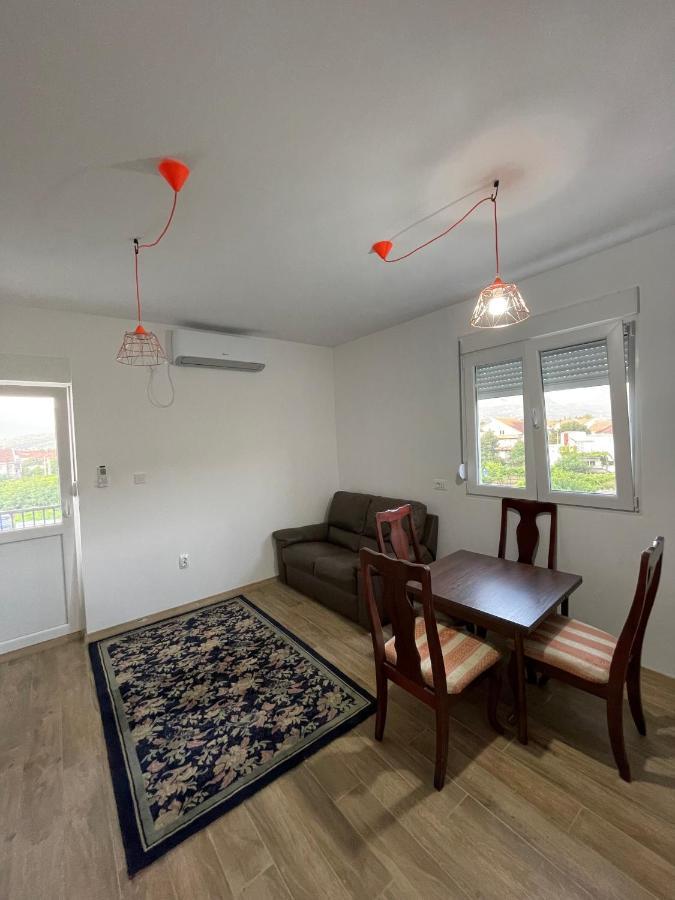 Entire Spacious Apartment With Free Parking Подгорица Екстериор снимка